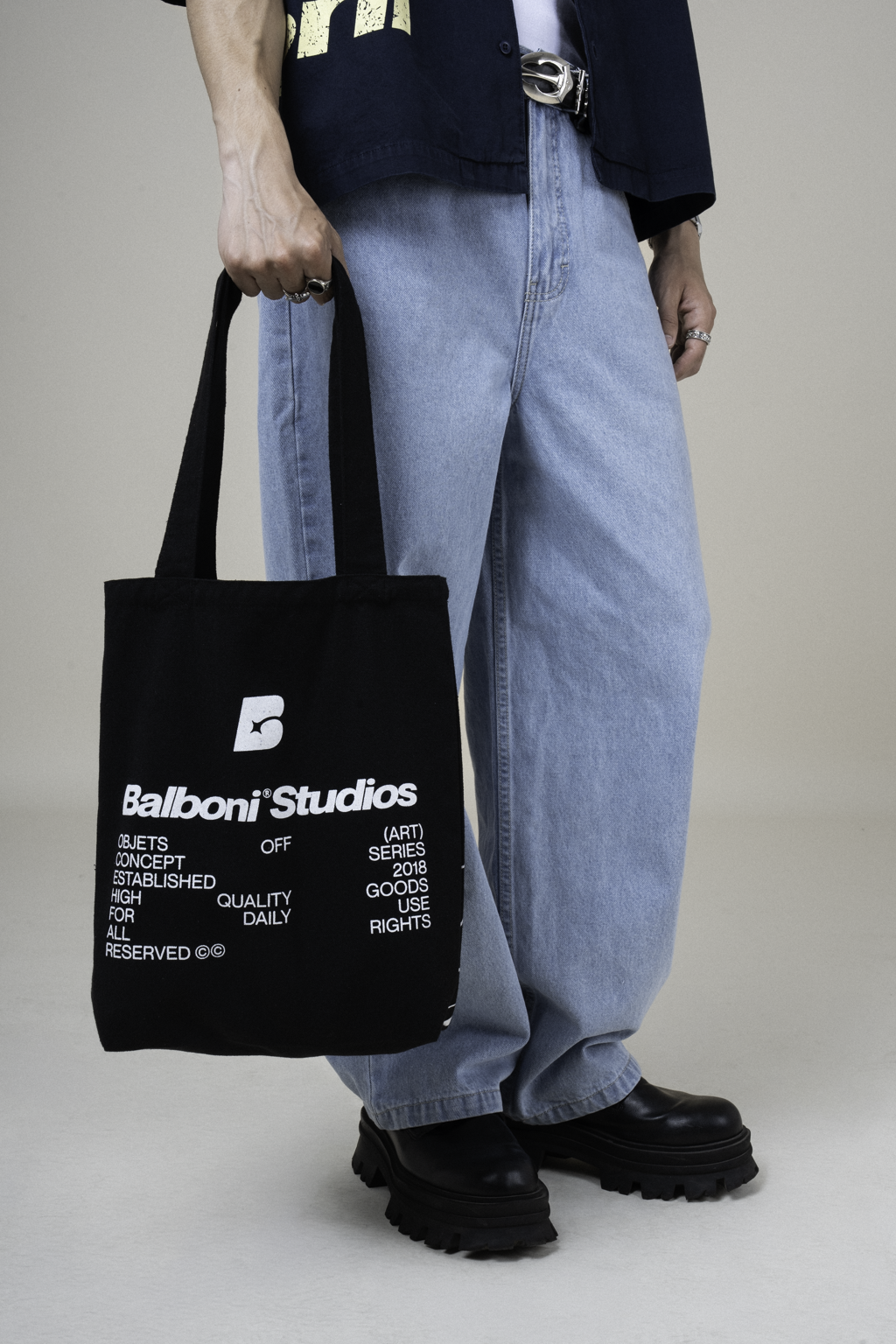 TOTE BAG BLACK