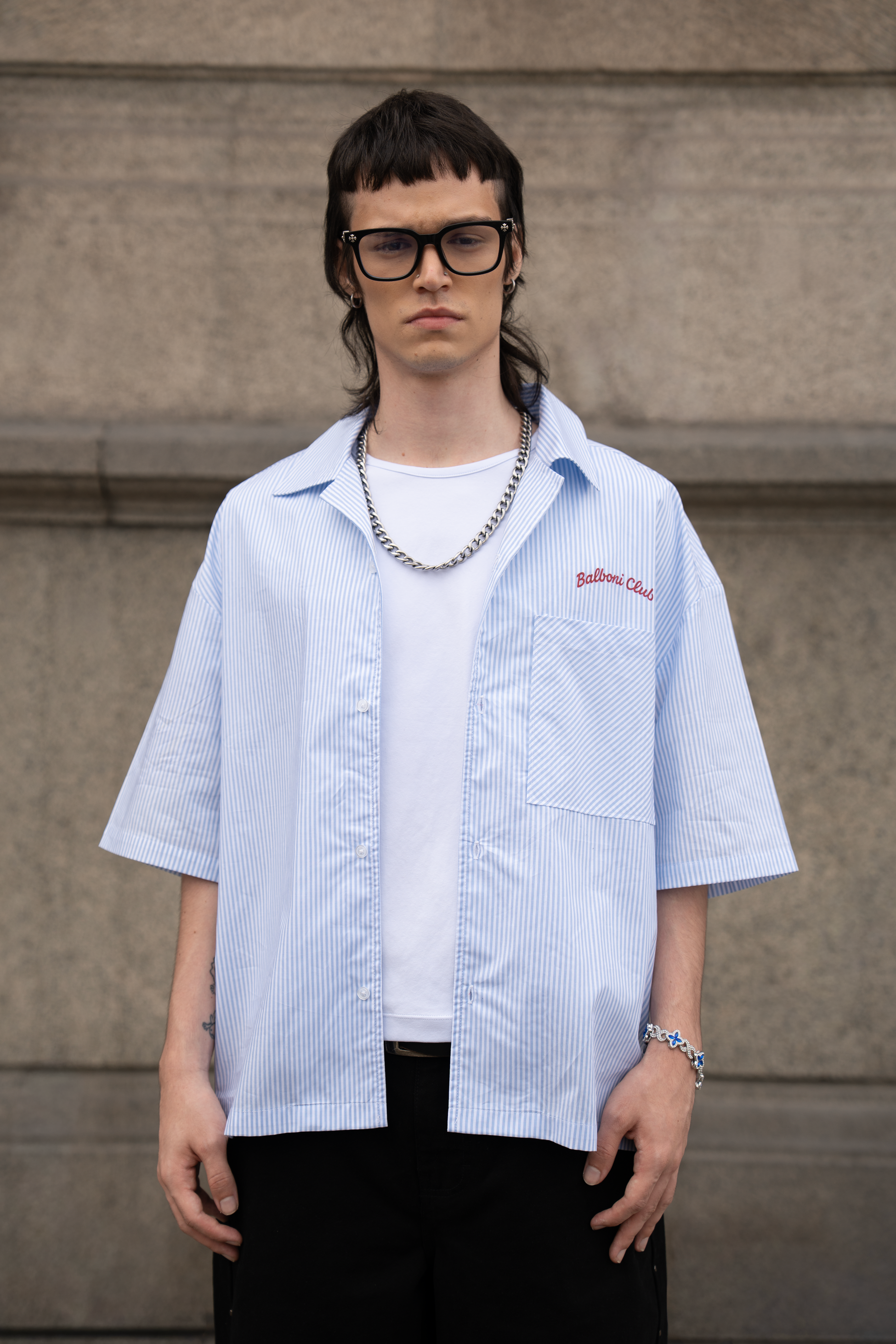 SHIRT LINE