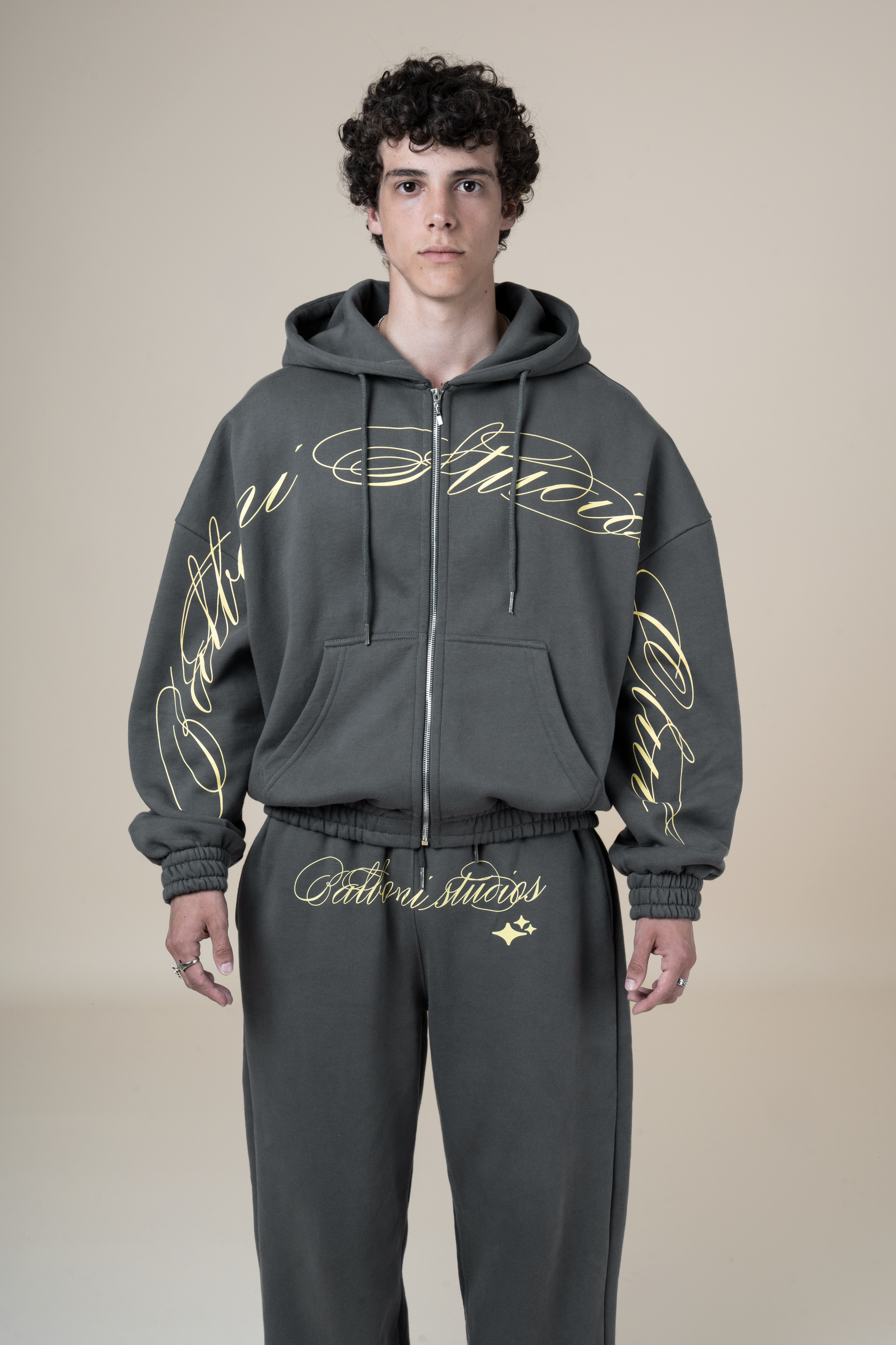 ZIP REED GREY
