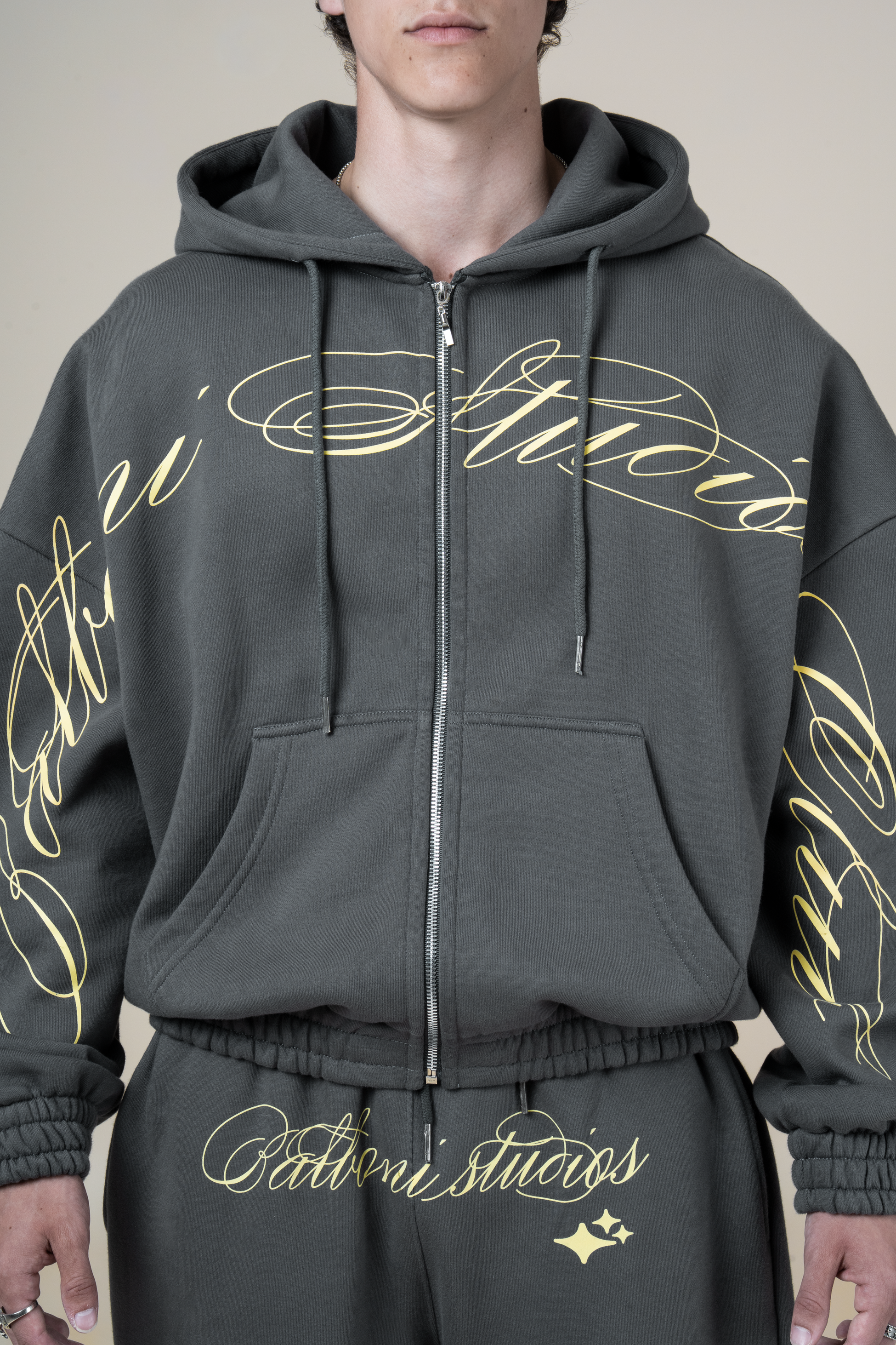ZIP REED GREY