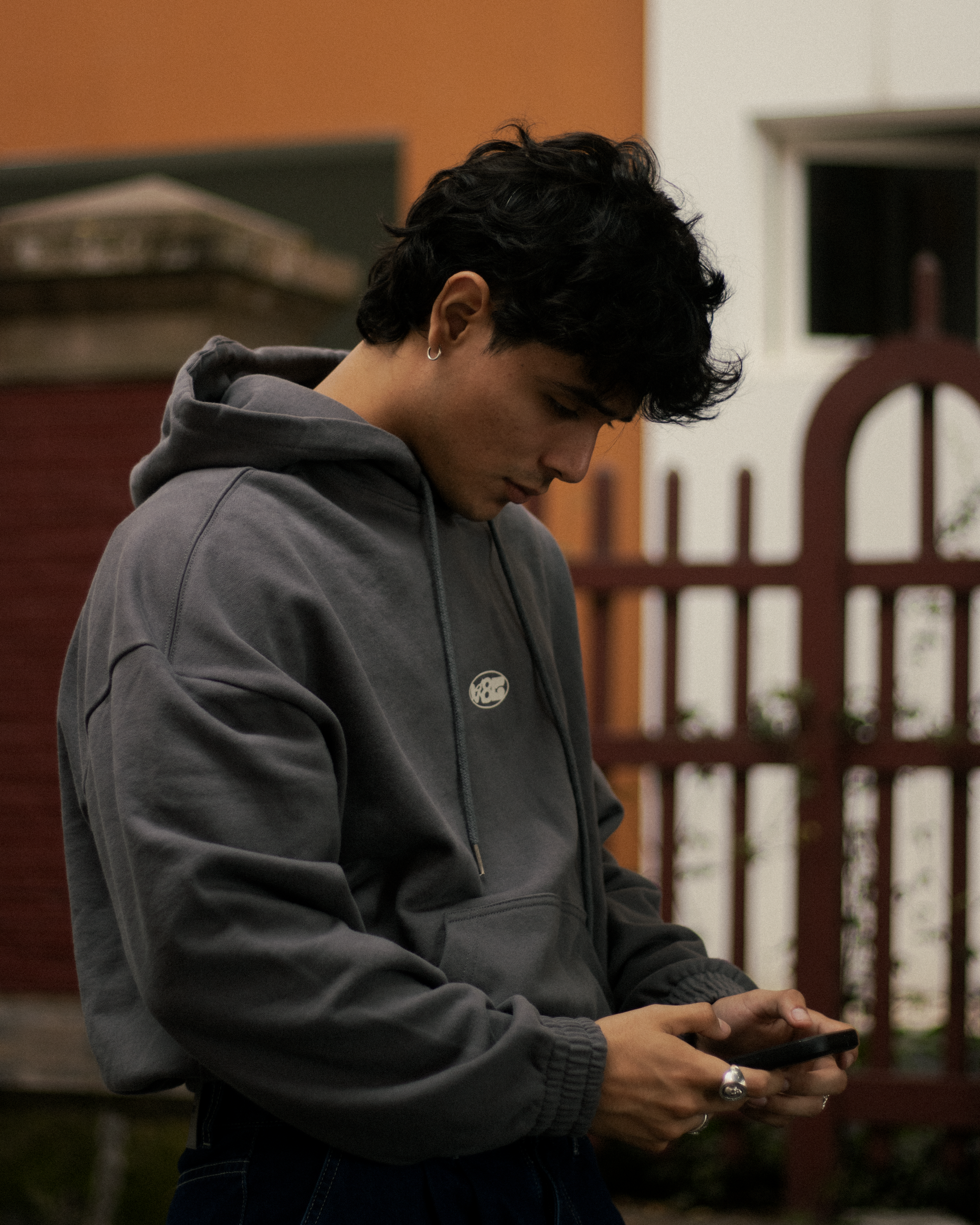 HOODIE STUDIOS GREY