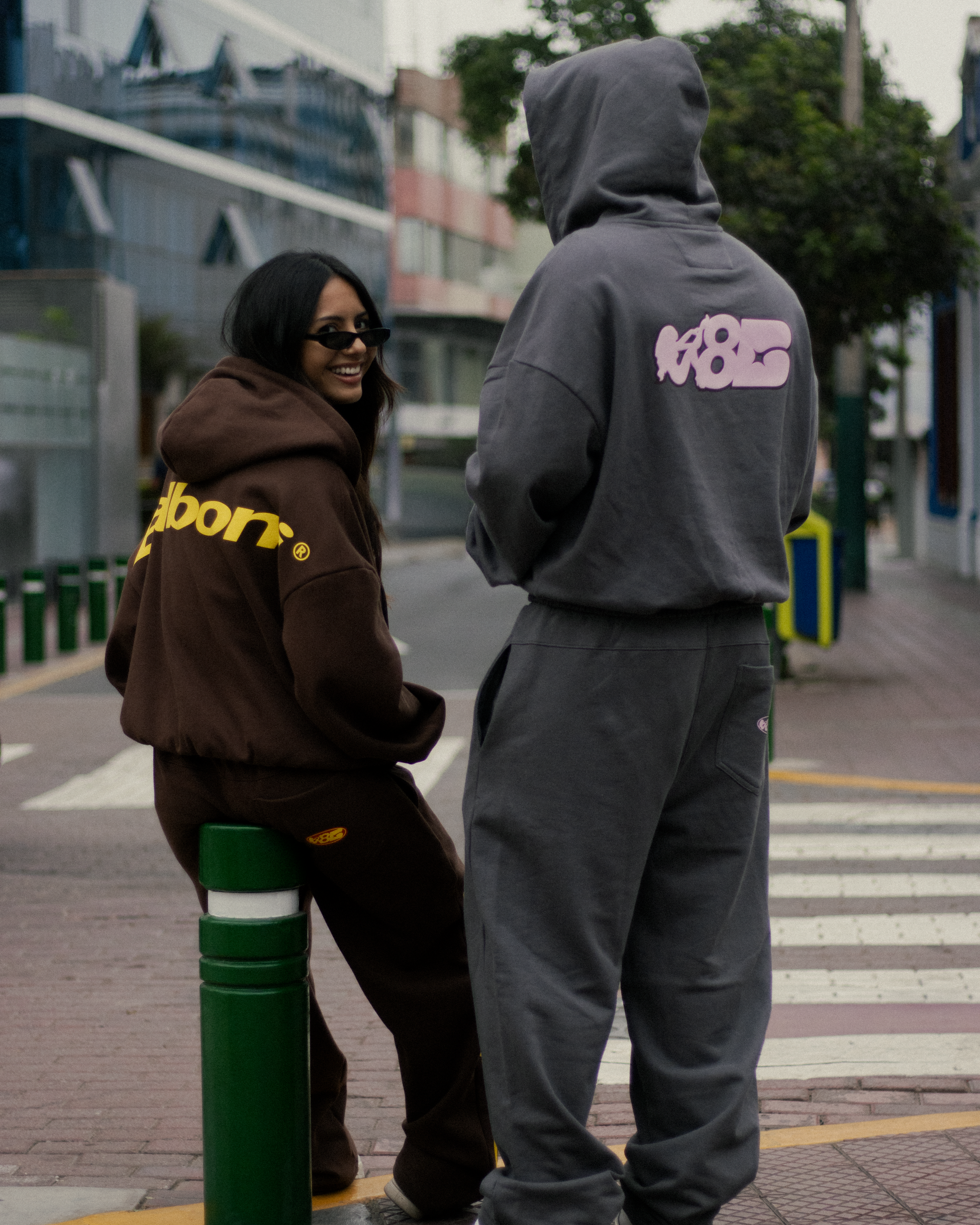 HOODIE RIVER CLASSY